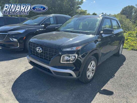 2022 Hyundai Venue 2022 Black